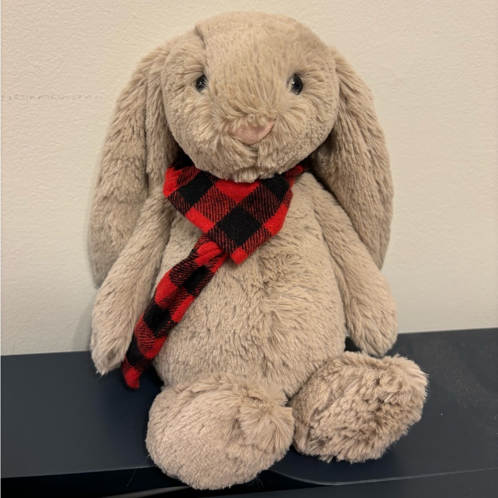 Jellycat Beige Medium Bashful Bunny